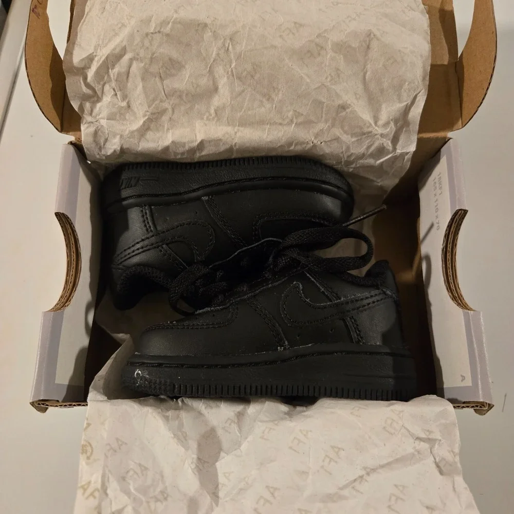Nike item has
